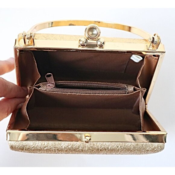 Vintage Gold Lame Pillbox Purse Rhinstone Clasp - Picture 5 of 7